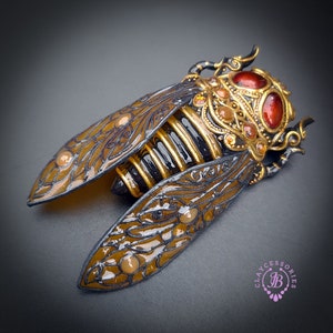 Cicada brooch Art Nouveau style