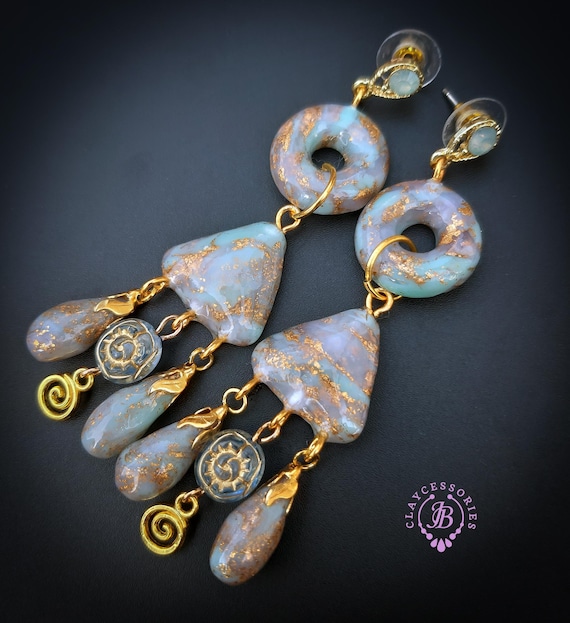 Stone imitation dangle earrings