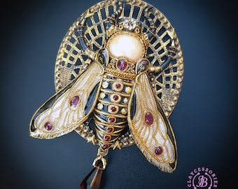 Cicada brooch-necklace in Art Nouveau style