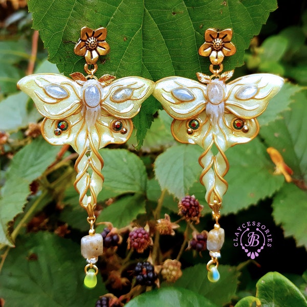 Luna Moth labradorite statement earrings, Moon moth, Vintage polymer clay  butterfly earrings, Gemstone earrings, Butterfly gift for her