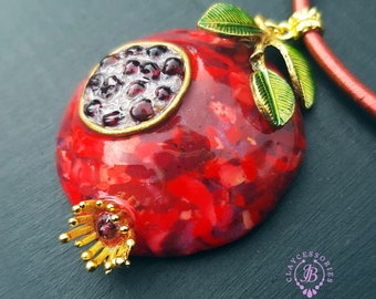 Garnet Pomegranate pendant, Pomegranate fruit charm gift, Botanical Nature statement pendant, Pomegranate jewelley