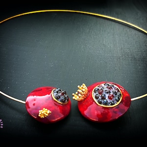 Garnet Pomegranate open choker necklace , Pomegranate fruit charm gift, Botanical Nature statement pendant, Pomegranate jewelley