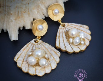 Mother of pearl seashell earrings