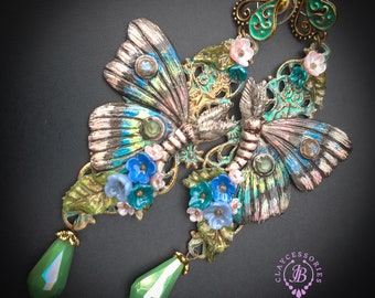 Butterfly statement earrings in Vintage style