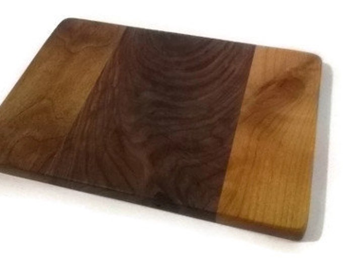 Walnut and Alder Wood Cutting Board / Dark Walnut / 13x9 Etsy