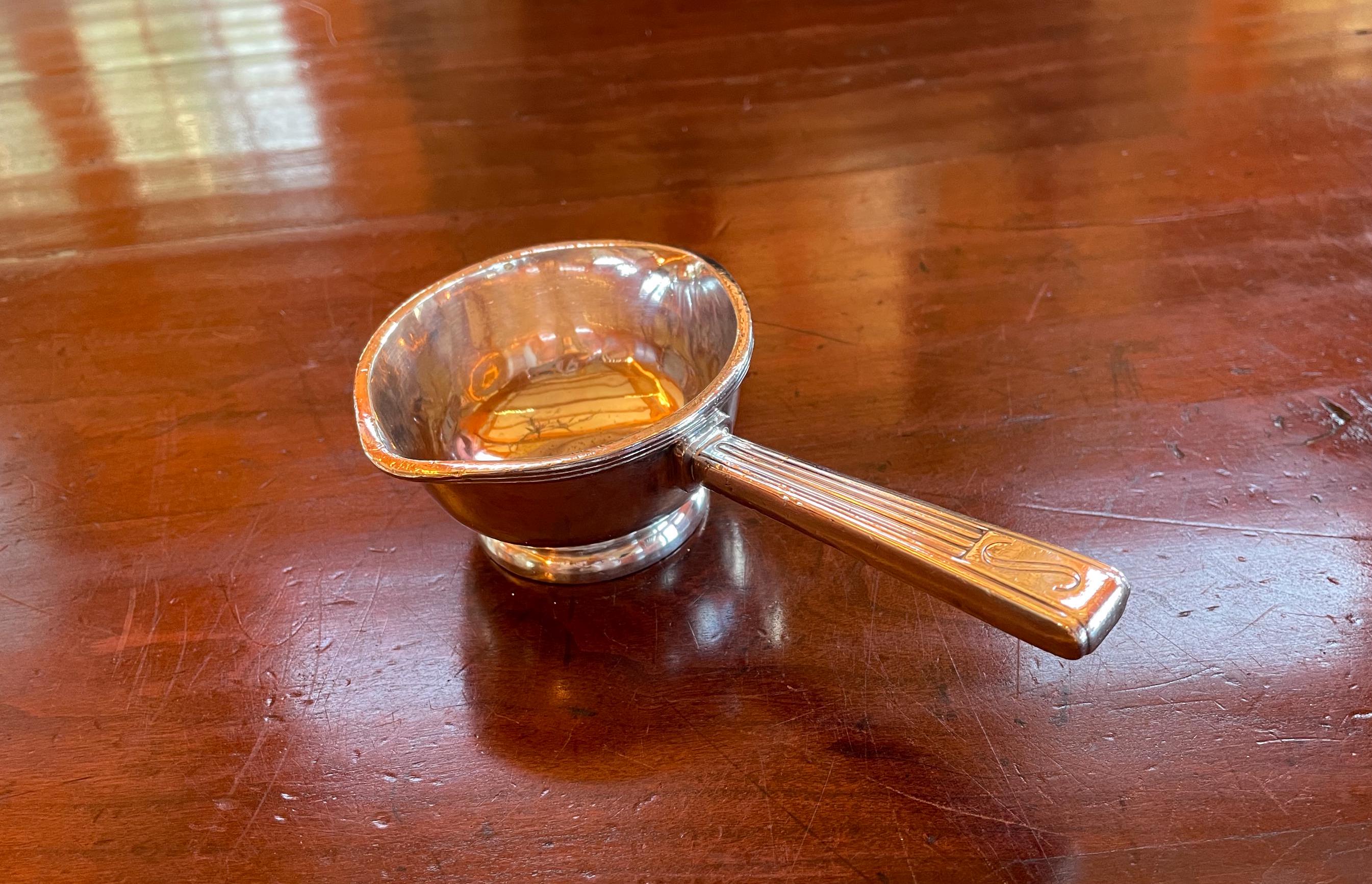 ◆美品 1940年代 米国製の老舗！銀製 リード＆バートン 塩と胡椒入れ2個 ◇美品 1940年代 米国製の老舗！銀製 リード＆バートン 塩と胡椒