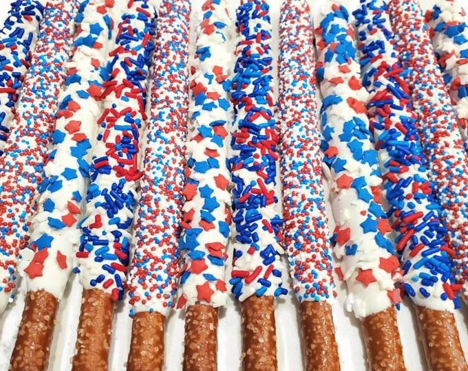 Patriotic Chocolate Covered Pretzels. 4th of July pretzels. USA pretzels. Patriotic pretzels. Patriotic treats. Spring pretzels. USA decor