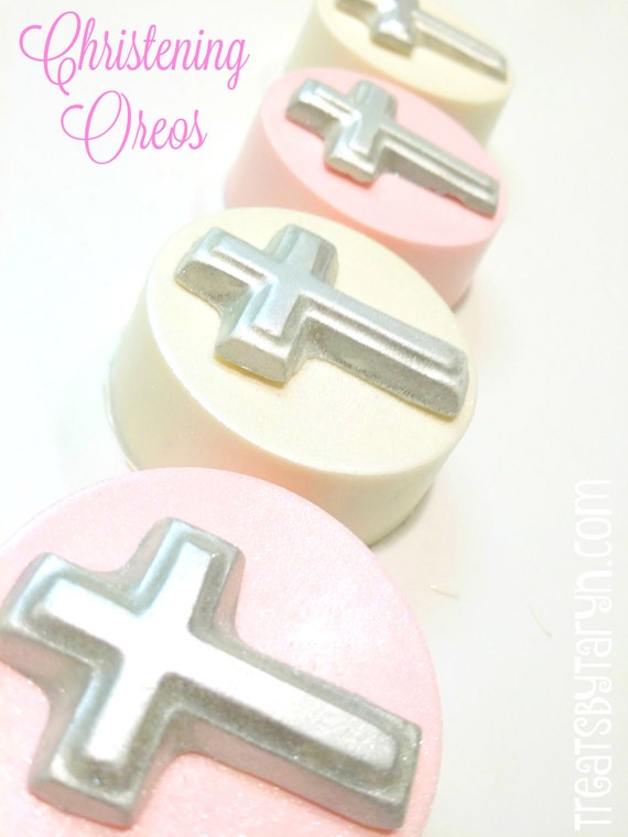 Christening oreos. Christening favors. Baptism treats. Christening treats. Cross favors. Chocolate covered oreos. Chocolate treats. Pink