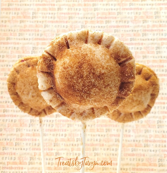 Seasonal Pie Pops. pie pops. pie on a stick. hand pie. thanksgiving favors. fall treats. pie treats. thanksgiving treats. cherry pie