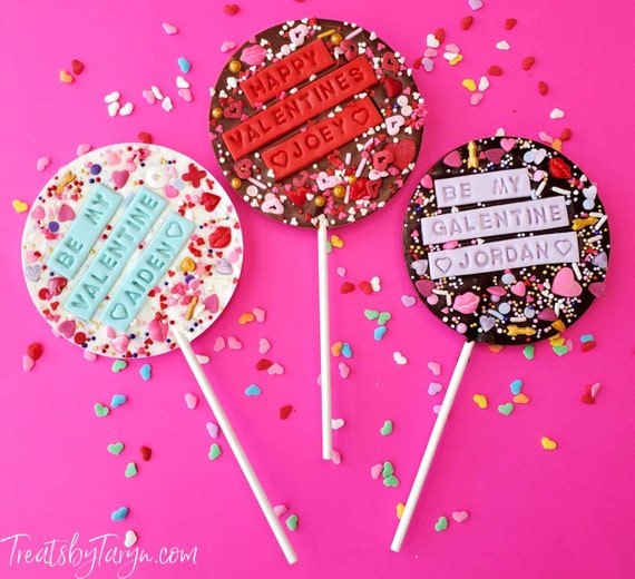 Valentine's day personalized chocolate lollipop. Valentine's lollipop. Valentines day treats. Galentines day chocolate. Vday gifts.