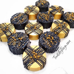Black and Gold Chocolate Covered Oreos: New Year Favors (12pcs)