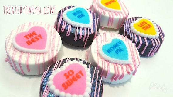 Valentine's day chocolate covered oreos. Valentines oreos. Valentine's day. chocolate. oreos. Valentine's day treats. Conversation hearts