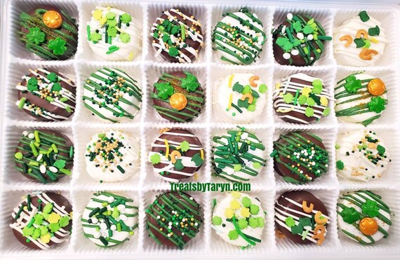 Mini St Patrick's daychocolate covered Oreo gift set. St patrick's oreos. St patrick's day treats. St patrick's gifts. Irish favors.