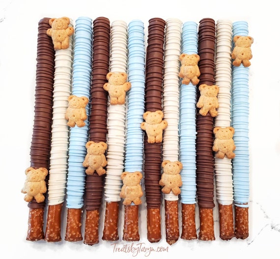 Baby blue chocolate covered pretzels. we can bearly wait baby shower pretzels. Teddy baby shower pretzel rods. baby shower treats