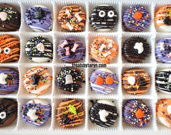 Mini Halloween chocolate covered Oreo gift set. Halloween oreos. Halloween day treats. Halloween gifts. Halloween favors. Chocolate oreos