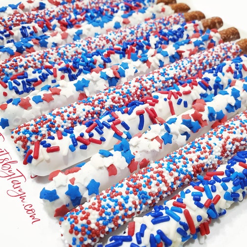 fourth of july chocolate covered pretzels
