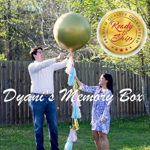 GOLD Baby Gender Reveal Balloon / 36" Confetti Filled Balloon / Light Pink, Light Blue and Gold Tassel Tail Balloon Il_570xn