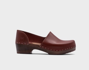 Cognac Red Closed Back Clogs for Women / Low Wooden Heel / Sandgrens / Vegetable Tanend Leather / Swedish / Brett Low