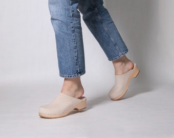 Sand Clog Mules for Women / Low Heel Minimalistic Mules / Sandgrens / Nubuck Leather / Swedish / Austin Mules