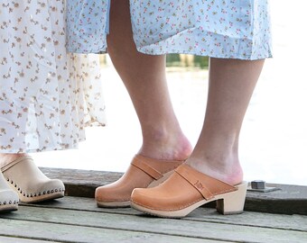 Ecru Beige Clog Mules for Women / Low Heel Classic Mules / Sandgrens / Vegetable Tanned Leather / Swedish / Dublin