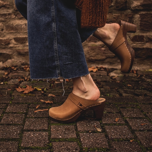 Dexter Tan Brown Clog Mules for Women / High Rise Heel Classic Mules / Sandgrens / Nubuck Leather / Swedish / Maya