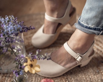 Hipster clogs best sale