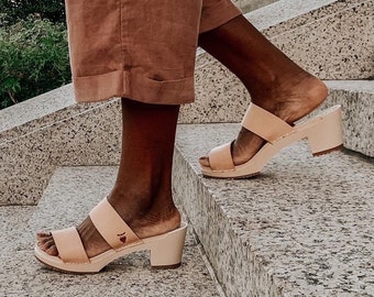 Ecru Beige Clog Sandals for Women / High Heel Slip In Sandals / Sandgrens / Vegetable Tanned Leather / Swedish / Stockholm