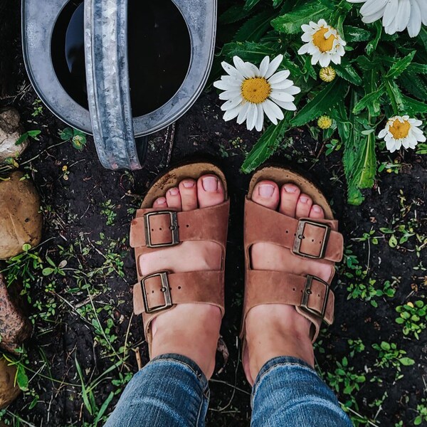 Hazel Brown Cork Slide Sandals for Women / Sandgrens / Nubuck Leather / Costa