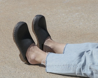 Black Clog Mules for Women / Low Heel Minimalistic Mules / Sandgrens / Nubuck Leather / Swedish / Austin Mules