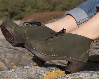 Swedish Wooden Boots for Women / Sandgrens Clogs / Chukka Cap Toe / Women High Heel / Boots Clogs / Leather Boots / Olive