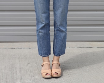 Houten sandalen, damesslippers, muiltjes met hoge hak, leren klompen, handgemaakt, ecrubeige plantaardig gelooid leer, Monroe