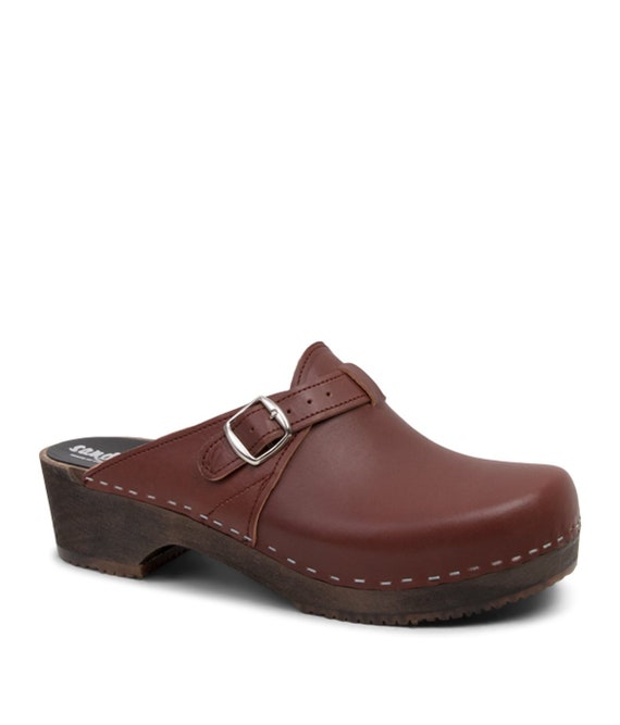 simple brand mens clogs