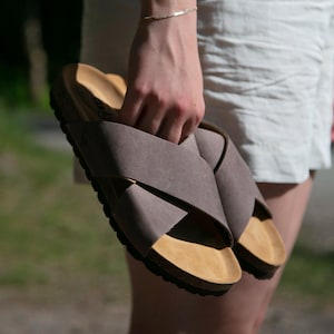Cork Sandals, Summer Sandals, Mens Slide, Handmade, Cushioned footbed, Sandgrens, Walnut Brown Nubuck Leather, Soria