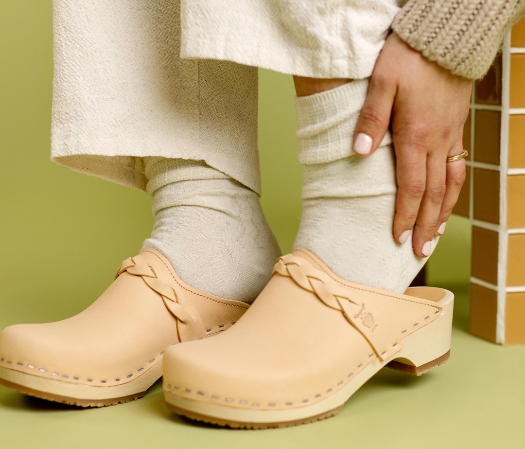 Womens Clogs, Clog Mules, Wooden Clogs, Low Heels, Handmade, Sandgrens,  Ecru Beige Nubuck Leather, Brussels