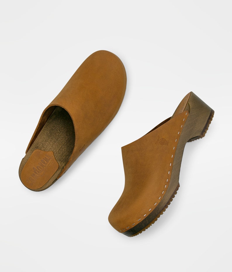 Dexter Tan Light Brown Nubuck Tanned Clog Mules Brown Wooden Base