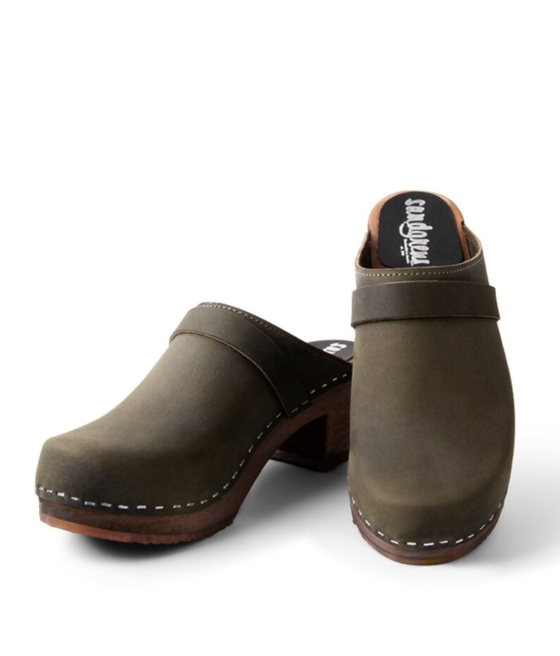 clogs for women clearance