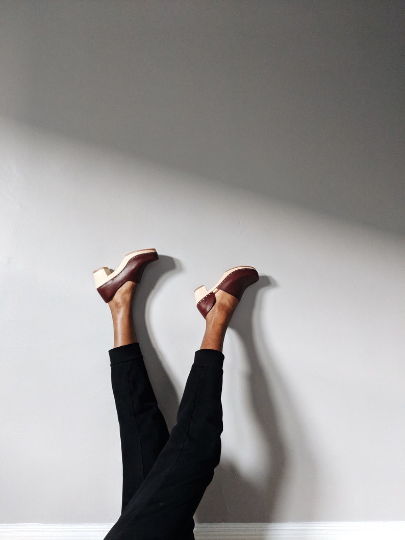 Swedish Wooden Clogs for Women Sandgrens Clogs Brett Closed Back Womens High Heel Shoes Vegetable Tanned Leather Clog