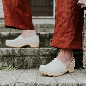 Closed Back Clogs, Women Clogs, Clog Shoes, Mule Shoes, Handmade, Sandgrens, Sand Beige Nubuck Leather, Brett Low