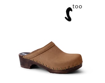 50% OFF Sandgrens Too / Swedish Wooden Clogs for Women / Sandgrens Clogs / Athens Mules / Women Low Heel Shoes / Leather Clogs / Dexter Tan