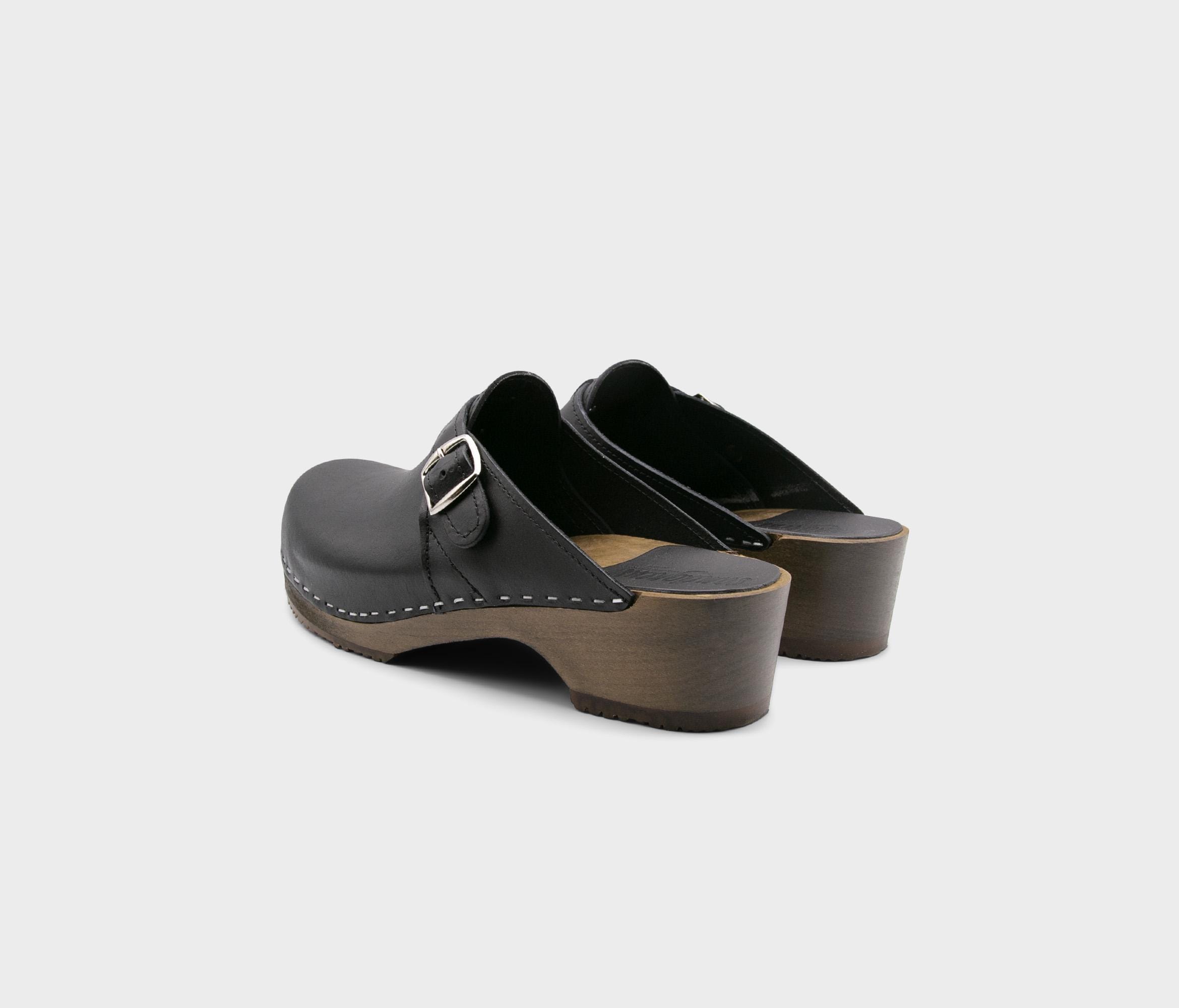 SNÖ Holz Clogs Sommer & Winter Flach Onyx Schwarz - Me And My Clogs