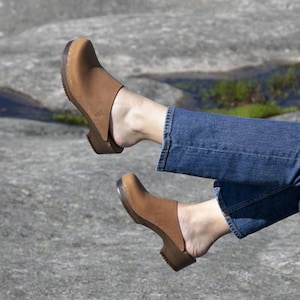 BeComfy Damen/Herren Sommer Clogs Aus EVA-Schaumstoff – Ultraleicht, Rutschfest, Wasserbeständig, Größen 36–46, Mehrfarbig