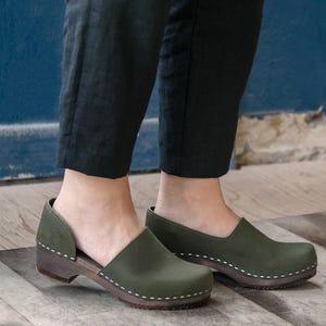 Closed Back Clogs, Women Clogs, Clog Shoes, Mule Shoes, Handmade, Sandgrens, Olive Green Nubuck Leather, Brett Low
