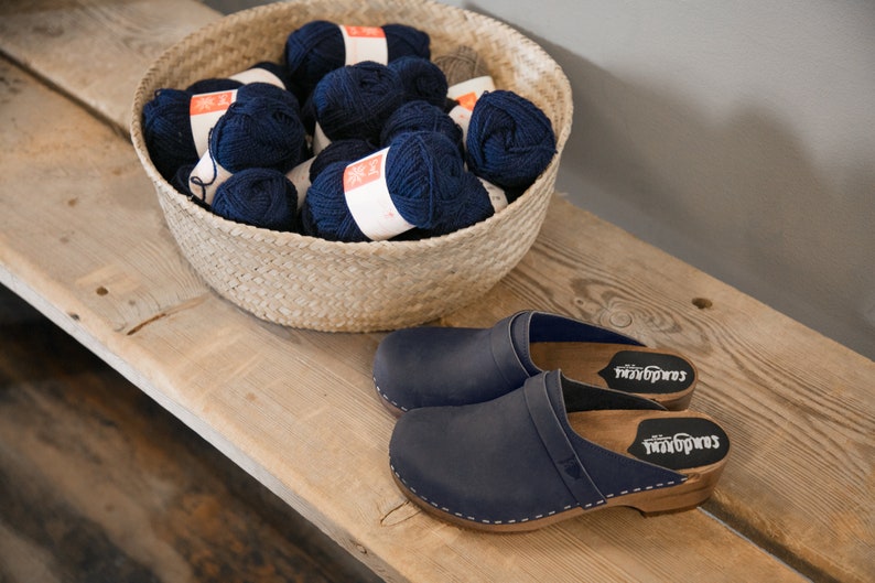 Swedish Wooden Clogs for Women Sandgrens Clogs Tokyo Mules Women Low Heel Shoes Nubuck Leather Clog Navy EU 35 to 45