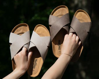 Korksandalen, Frauen Rutschrutsche, Sommersandalen, handgefertigt, gepolstertes Fußbett, Sandgrens, Nussbaumbraunes Nubukleder, Soria