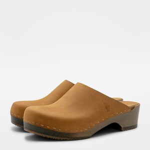 Dexter Tan Light Brown Nubuck Tanned Clog Mules Brown Wooden Base