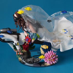 Personalised Scuba Diving Couple with Octopus or Ray Wedding Cake Topper image 6