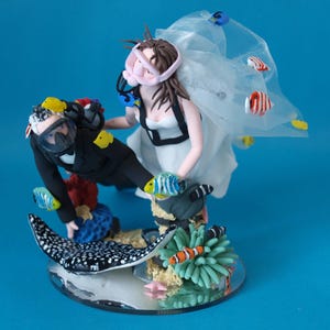 Personalised Scuba Diving Couple with Octopus or Ray Wedding Cake Topper image 1