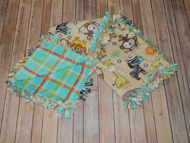 Muttnick Neal Calypso Baby Safari Animals Pattern No-Sew Anti-Pill Fleece Blanket 44 x 55 Daycare Preschool Nap Blanket