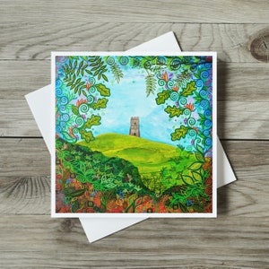 Tarjeta de Glastonbury Tor, hojas de roble abstractas, arte de árbol de estilo Art Nouveau, tarjeta de agradecimiento o de cumpleaños con arte pagano y espiritual en blanco hecha a mano