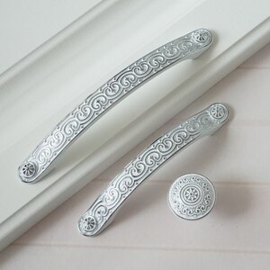 3.75" 5" White Silver Drawer Knobs Pulls Handles Dresser Pulls Modern Kitchen Cabinet Handles Cupboard Handle Pulls Round Knobs 96 128 mm